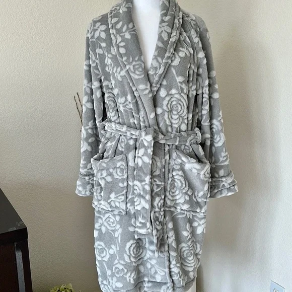 charter club dressing gown Charter Club Women's Long Floral-Print Flannel Robe, Created for Macy's